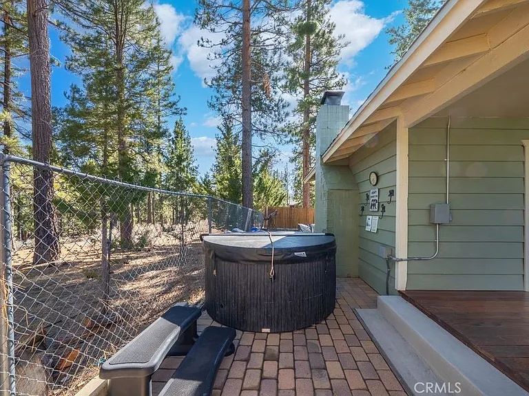 195 Knoll Rd — Photo 34