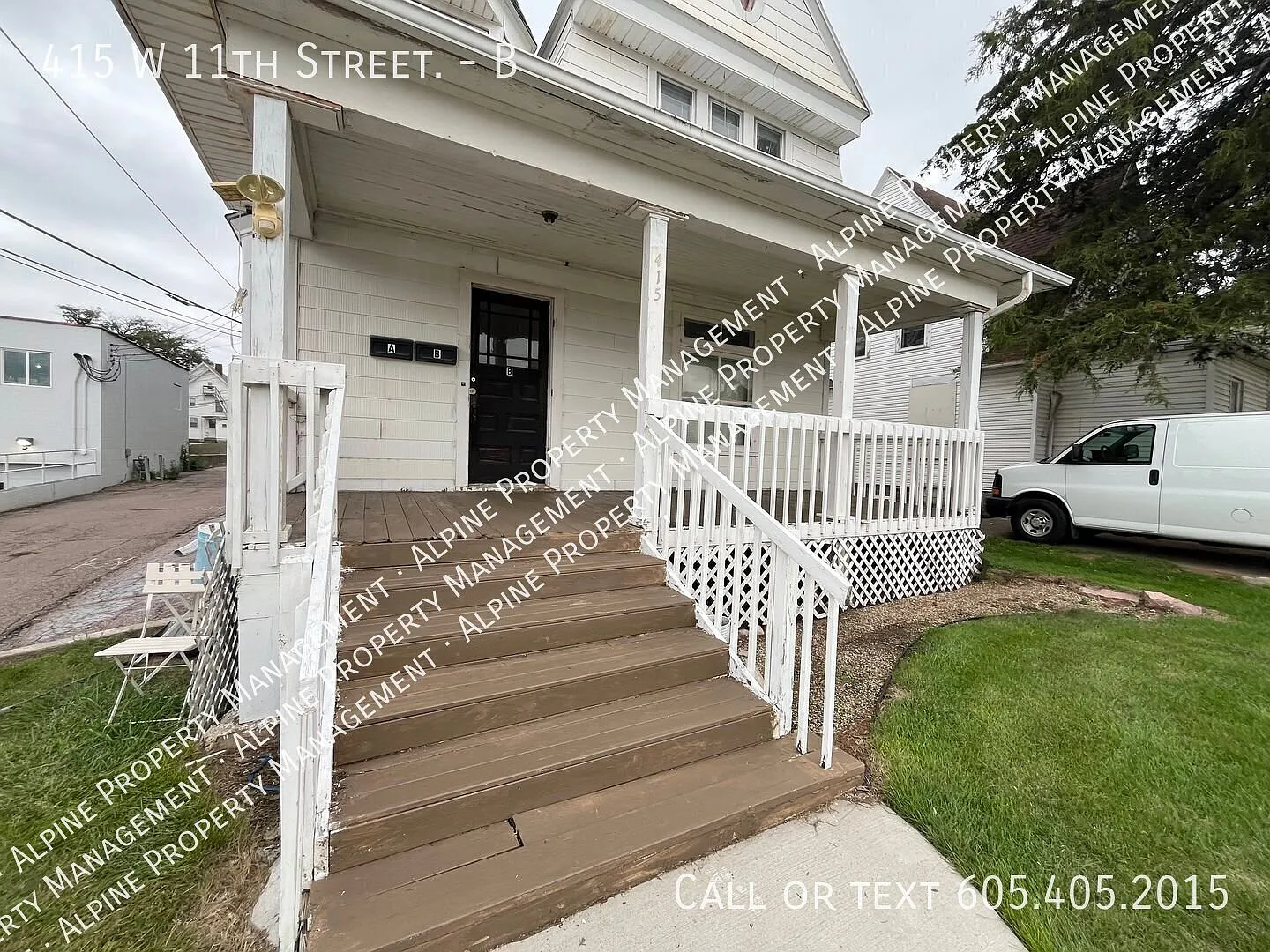 Affordable 3 Bed/1 Bath Apartment in Central Sioux Falls! — Photo 2