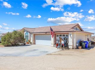 17240 Candlewood Rd, Apple Valley, CA 92307