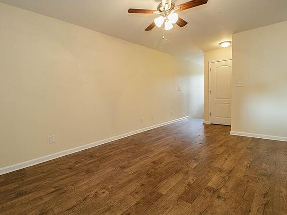 3rd image of 505B Havendale Ct