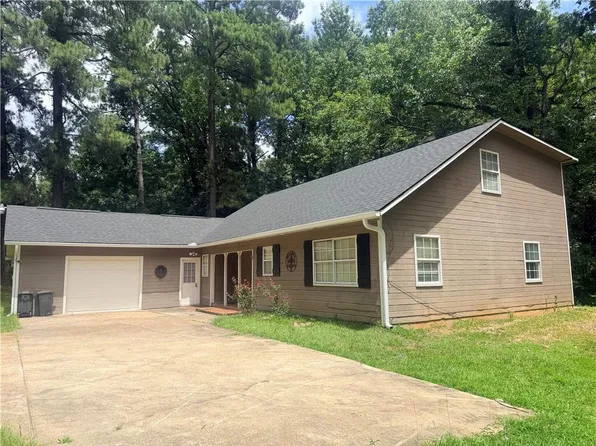 956 Stones Way Dr, Pineville, LA 71360