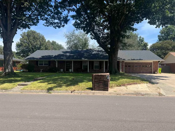 2109 Strait Pl, Stuttgart, AR 72160