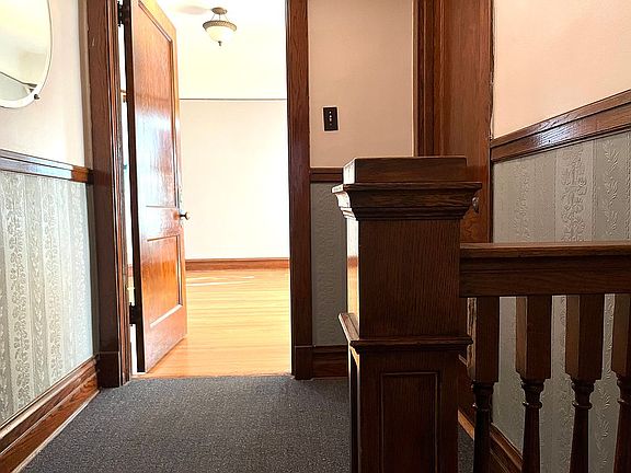 3rd image of 5449 N Glenwood Ave #2
