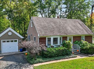 79 Taylor Ter, Hopewell, NJ 08525