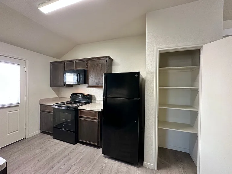 5708 Rustler Dr — Photo 7