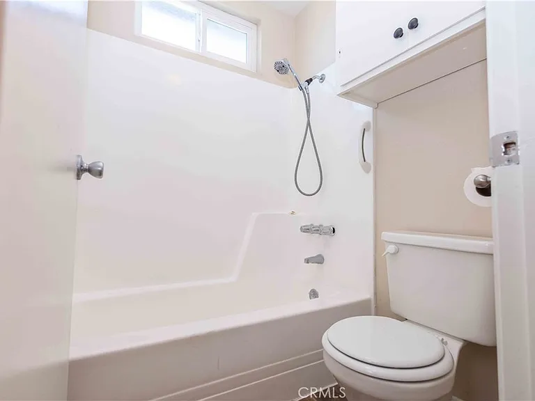 1272 Vista Serena Ave — Photo 8