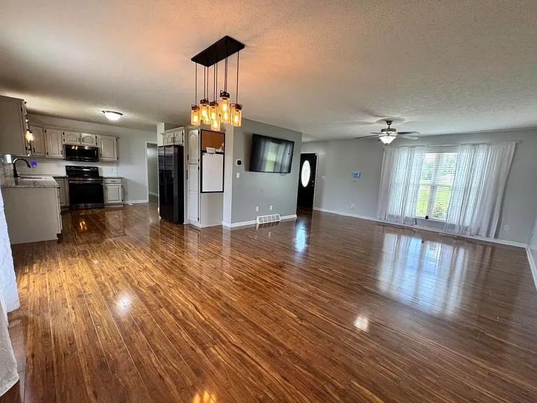 2026 Payneville Rd — Photo 3
