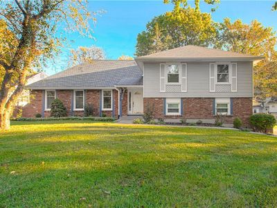 9849 Glenwood St, Overland Park, KS, 66212