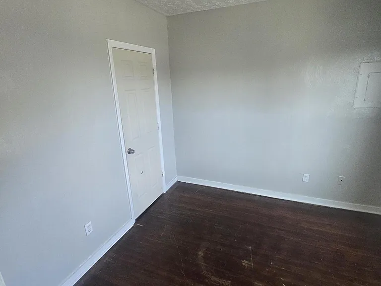 118 Patton Ave NW #B — Photo 4