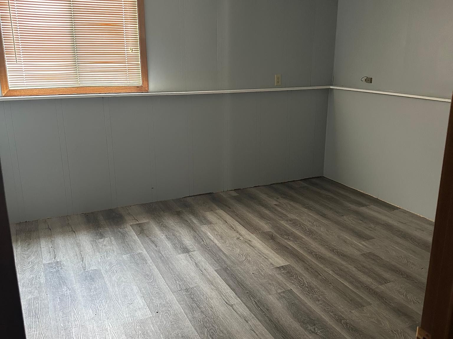 203 S 1st St 2, Parkston, SD 57366 Zillow