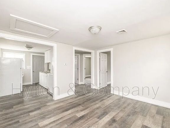 5th image of 1063 1065 Sixth St