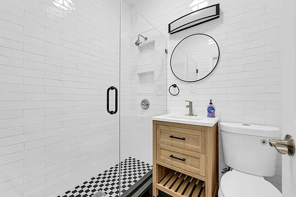 Rented by LandSeair Real Estate Group | media 4