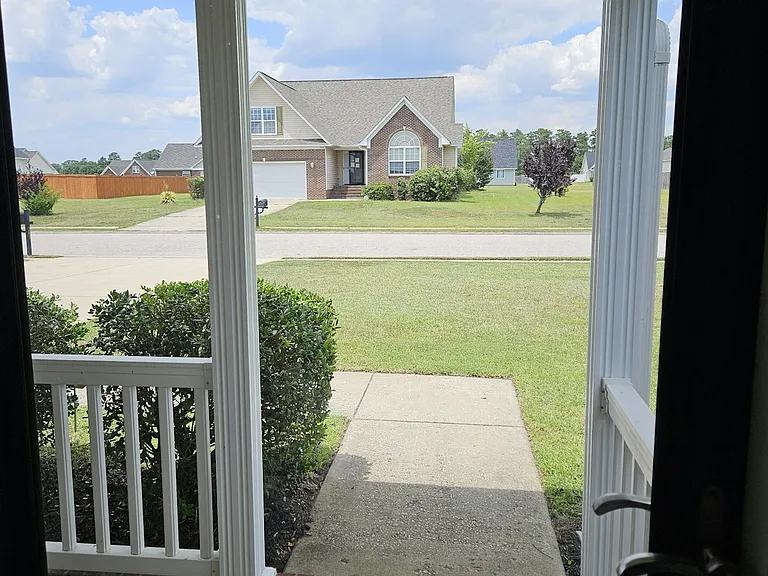 389 Ivywood Ln — Photo 16