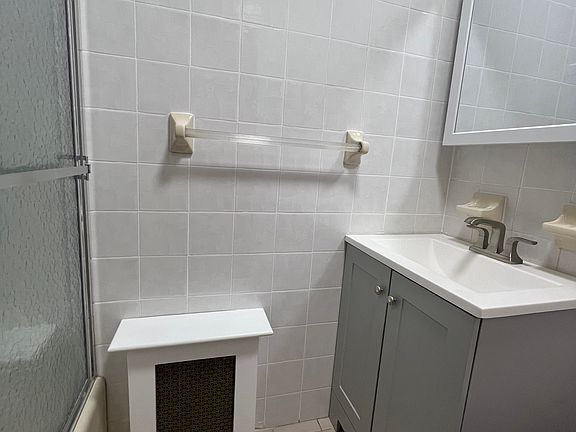 5th image of 1742 64th St Floor 2