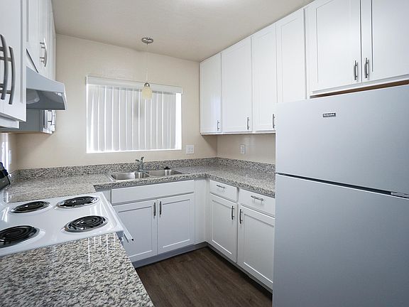 4th image of 4319 Copeland Ave #3