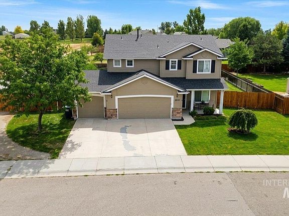 2nd image of 2831 W Stayman Way