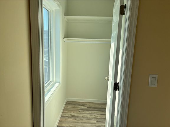 4th image of 77 E 21st St #6