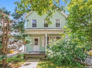 37 Van Cott Ave, Farmingdale, NY 11735