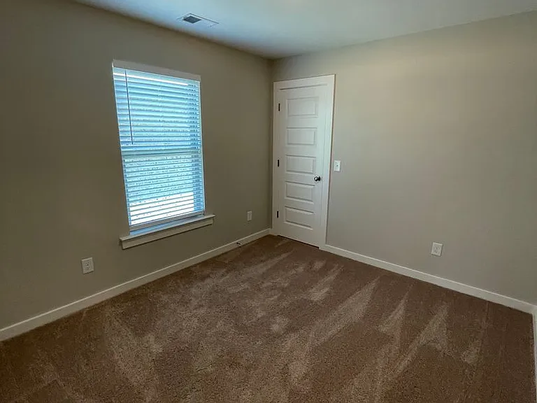 294 Shiloh Creek Dr — Photo 29