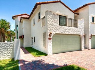 2885 Hidden Harbour Ct, Fort Lauderdale, FL 33312
