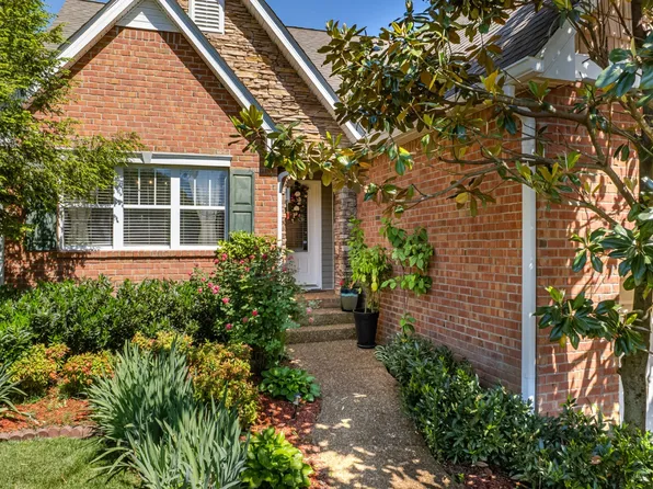 1602 Zurich Dr, Spring Hill, TN 37174
