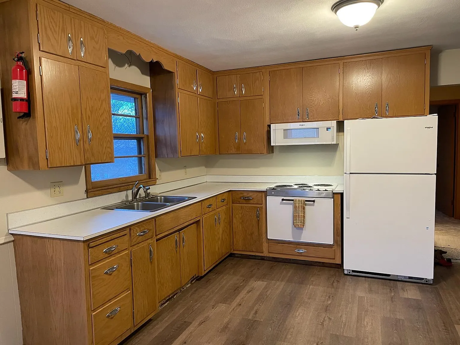 2 bed, 1100 sqft, $1,375 — Photo 2