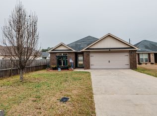 103 Crossing Pl, Warner Robins, GA 31088