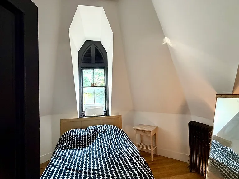 8 Claremont St #3B — Photo 8