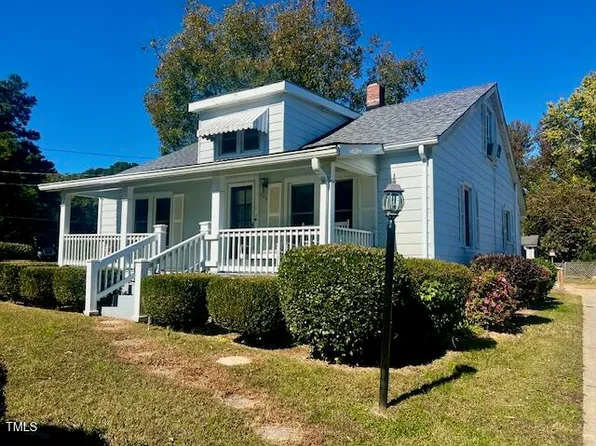 203 Peace St, Oxford, NC 27565