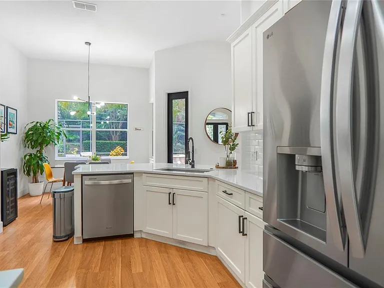 2884 Majestic Isle Dr — Photo 14