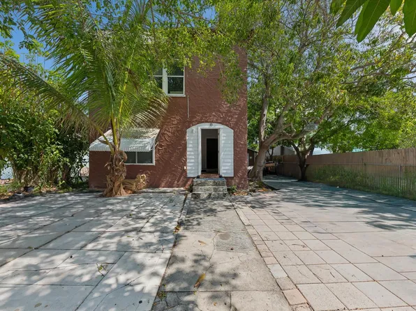 427 El Prado, West Palm Beach, FL 33405