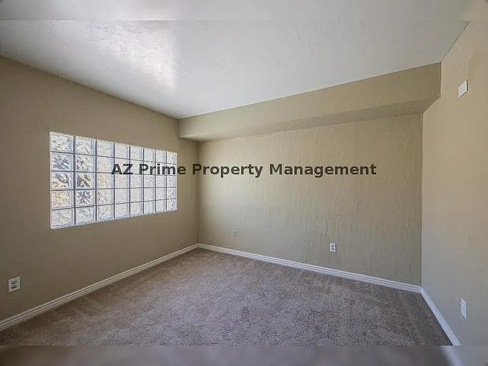 5502 E Roanoke Ave — Photo 18
