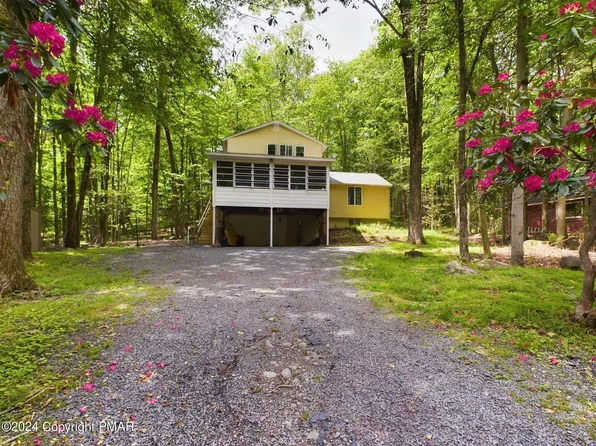 136 Comanche Trl, Pocono Lake, PA 18347