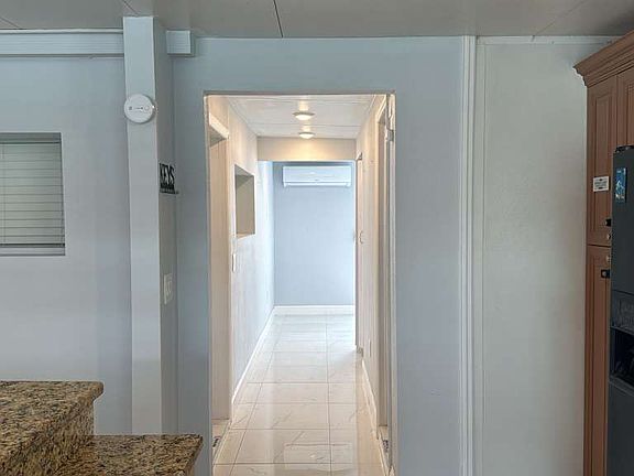 3rd image of 1553 Long Pond Dr #1