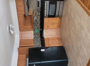 8945 Pontiac St, Queens Village, NY 11427