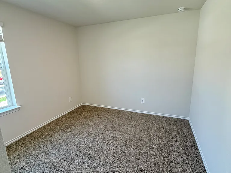 3334 Catamount Dr — Photo 23