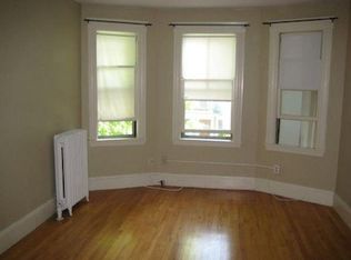 4 Chester Ave, Waltham, MA 02453