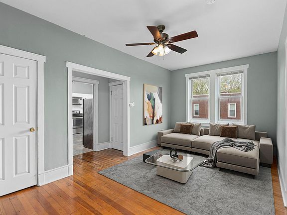 4th image of 2901 Sidney St #2F