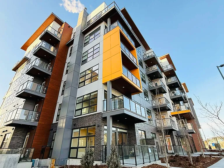 330 Dieppe Dr SW #104 — Photo 2