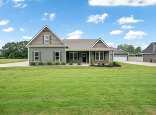 343 Waters Rd, Taylors, SC 29687