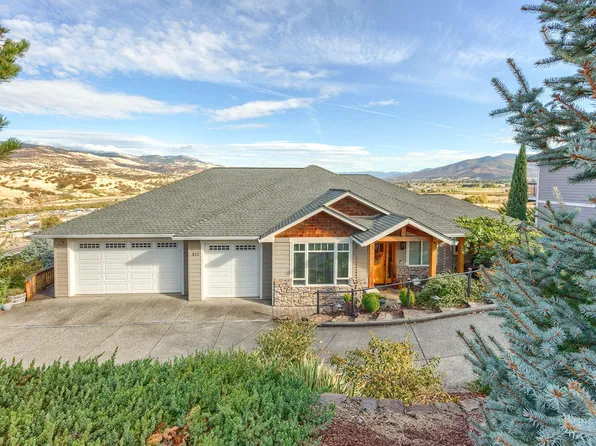 813 Amerman Dr, Phoenix, OR 97535
