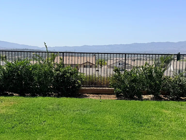 24058 Via Vizcaya — Photo 35