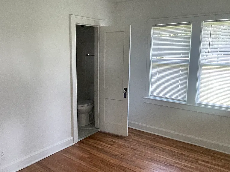 4414 Crisp Ave — Photo 17