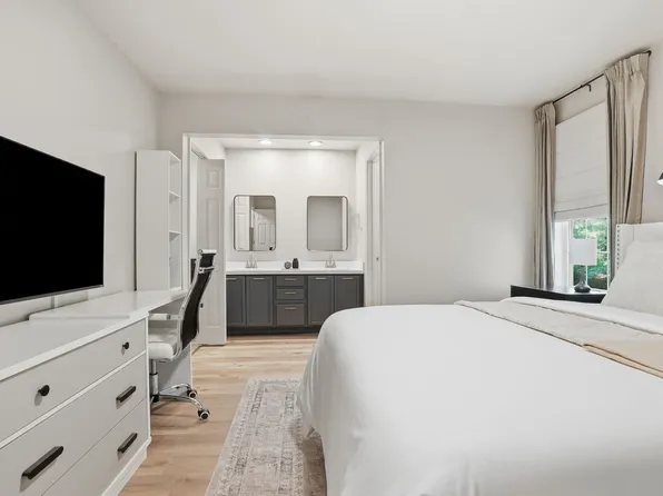 2200 Mountain Mist Ct Unit 203, Raleigh, NC 27603