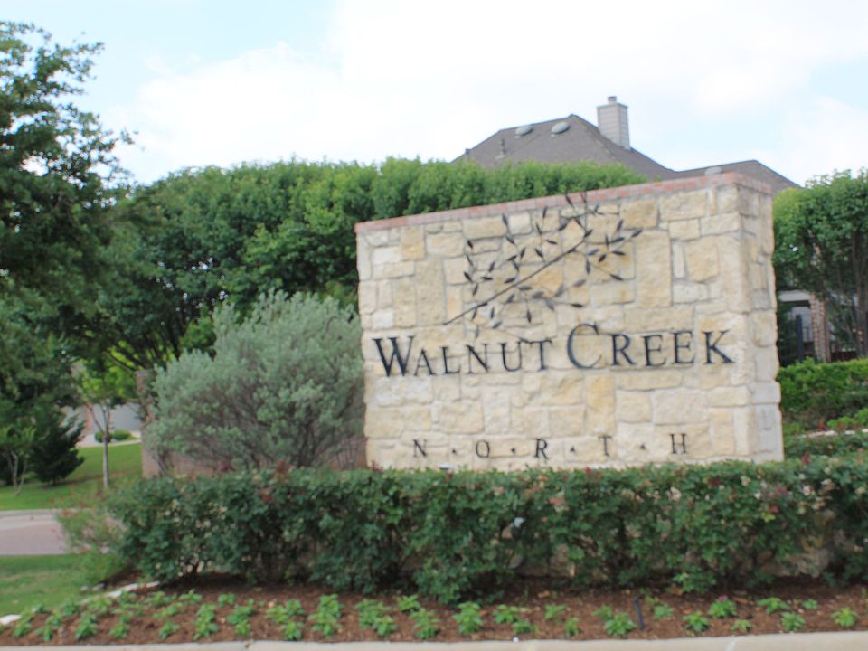 neighborhood entrance