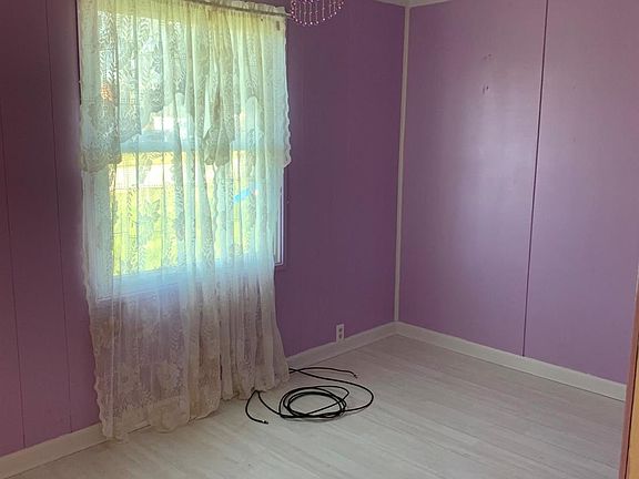 4th image of 52 Briar Cliff Cir