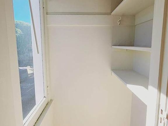 4th image of 1378-1386 Pacific Ave #1380
