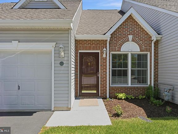 5th image of 623 Kendall Dr