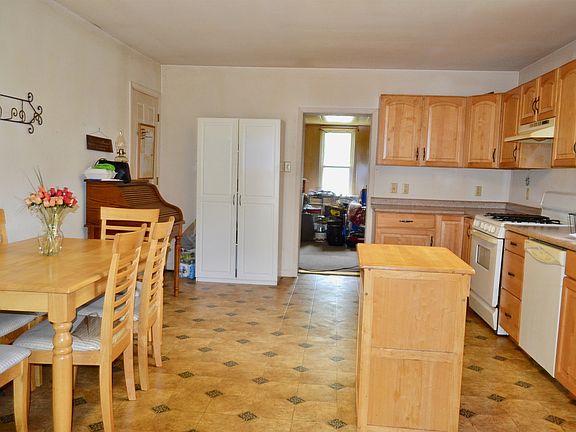 4th image of 206 Mohawk Dr