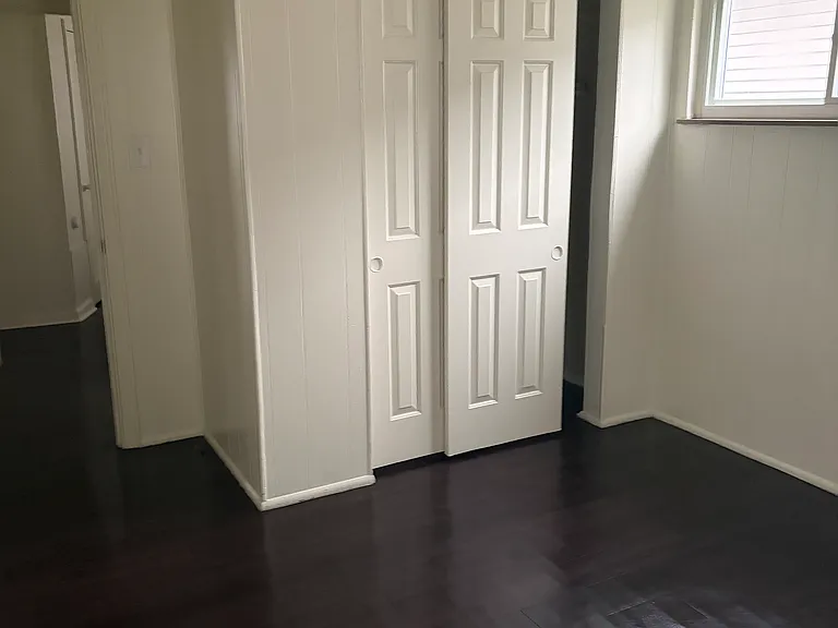 6481 Betts Ave — Photo 9